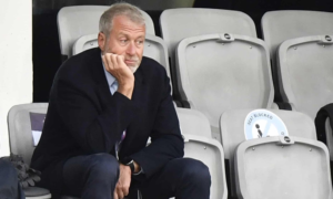 Read more about the article Ukrainian groups urge Sunak to release £2.5bn from Abramovich’s Chelsea sale
