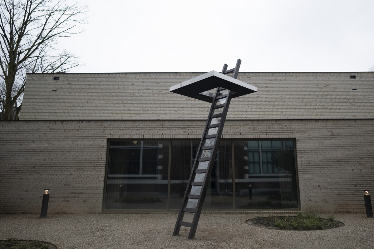 You are currently viewing The Netherlands opened a Holocaust museum amid protests against Israeli president’s presence