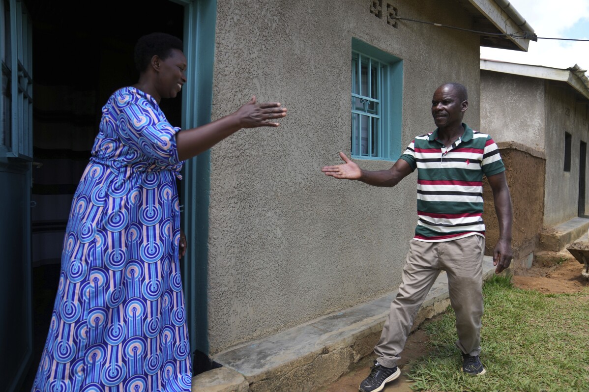 You are currently viewing In a Rwandan reconciliation village, collaborative efforts among women give hope for unity