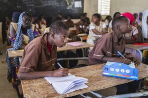 Read more about the article In some classrooms in Senegal, deaf and hard-of-hearing students now study alongside everyone else