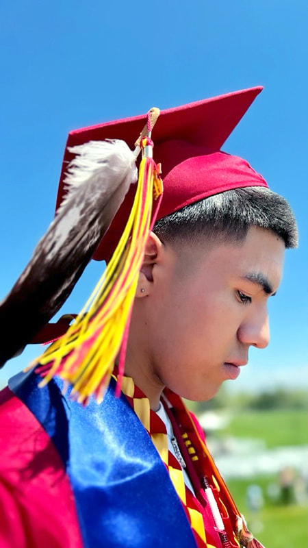 You are currently viewing Wearing Eagle Feathers at Graduation