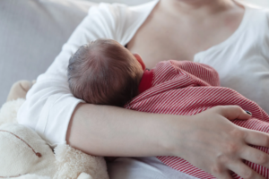 Read more about the article Pediatricians Reverse Decades-Old Advice Against HIV-Positive Mothers Breastfeeding