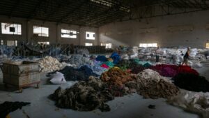 Read more about the article OPED: New York’s fashion industry is hurting the planet