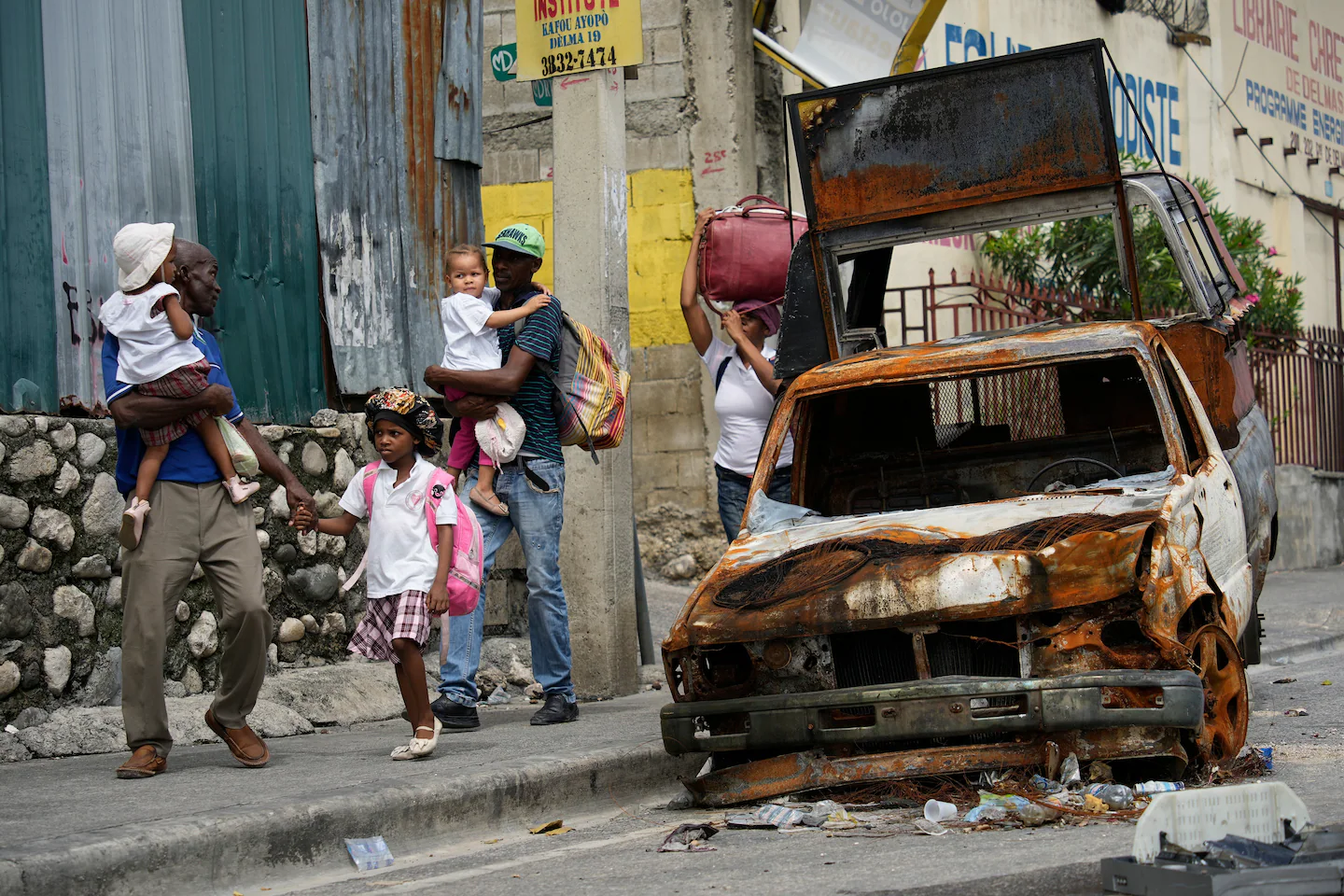 You are currently viewing Opinion  As Haiti crumbles around us, we hold our communities together