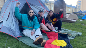 Read more about the article Tasmanian Aboriginal people are camping on parliament lawns demanding treaty