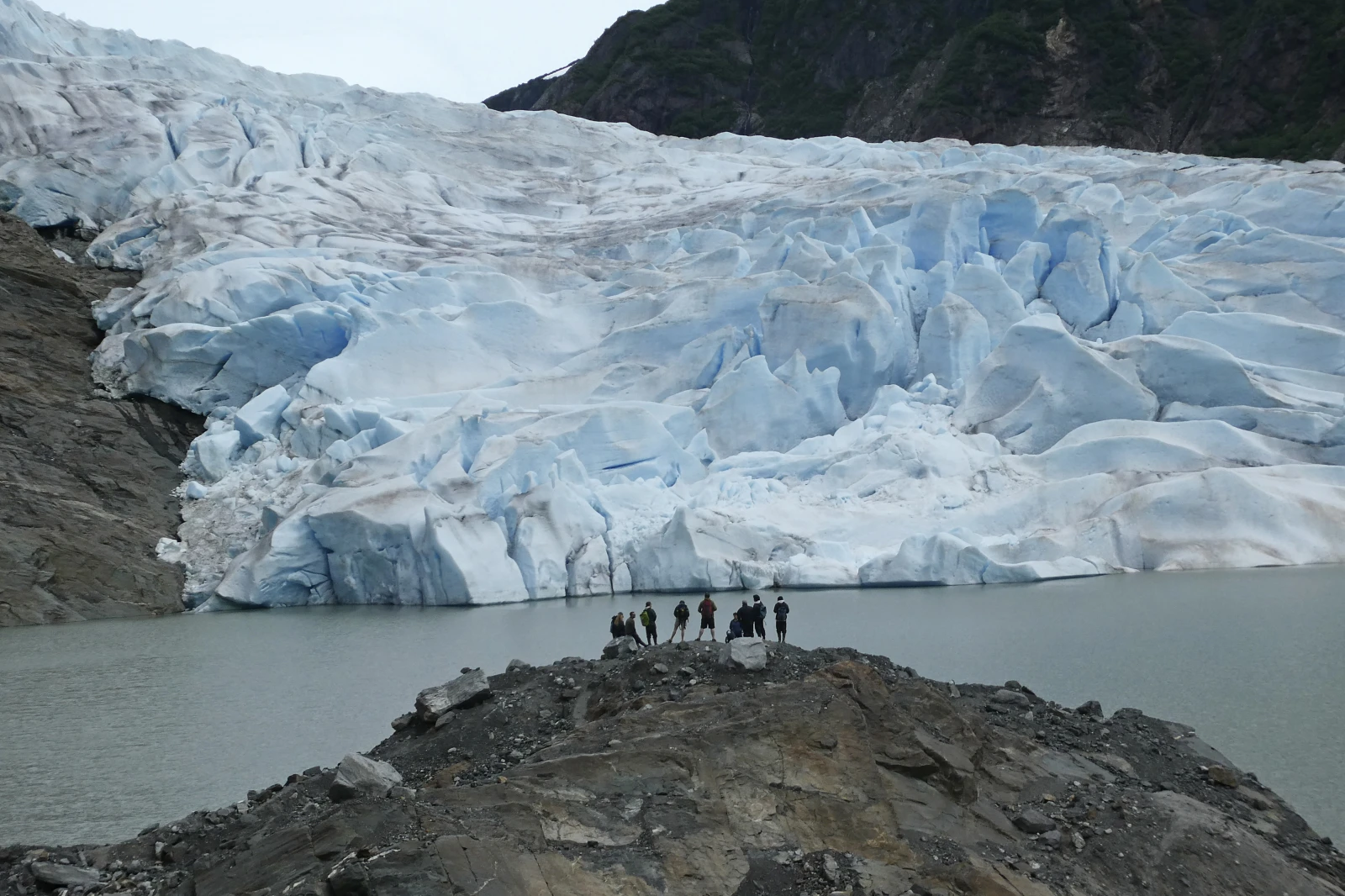 You are currently viewing Melting of Alaska’s Juneau icefield accelerates, losing snow nearly 5 times faster than in the 1980s