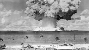 Read more about the article How the Summer of Atomic Bomb Testing Turned the Bikini Into a Phenomenon