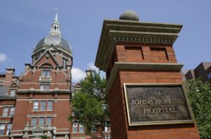 Read more about the article Thanks to a $1 billion gift, most Johns Hopkins medical students will no longer pay tuition