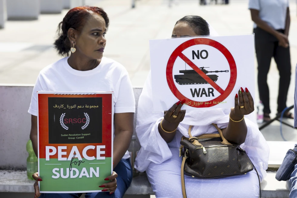 You are currently viewing Sudan army absent as 1st day of peace talks conclude in Switzerland