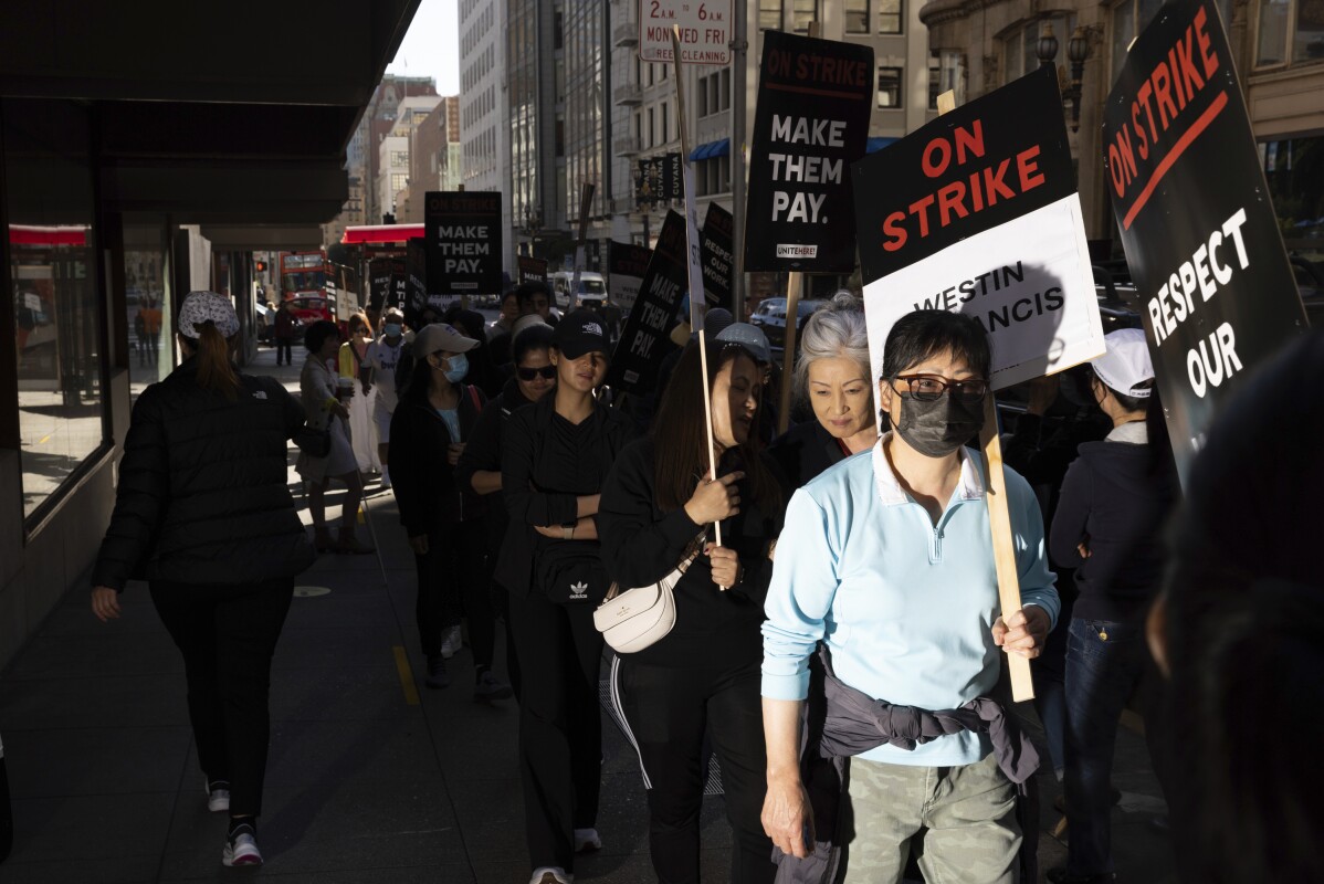 You are currently viewing Labor Day hotel strikes reflect the frustrations of a workforce largely made up of women of color