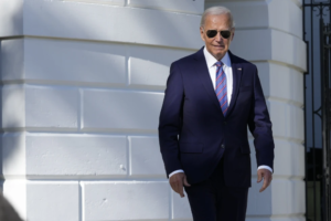 Read more about the article Biden marks the 30th anniversary of the passage of the landmark Violence Against Women Act