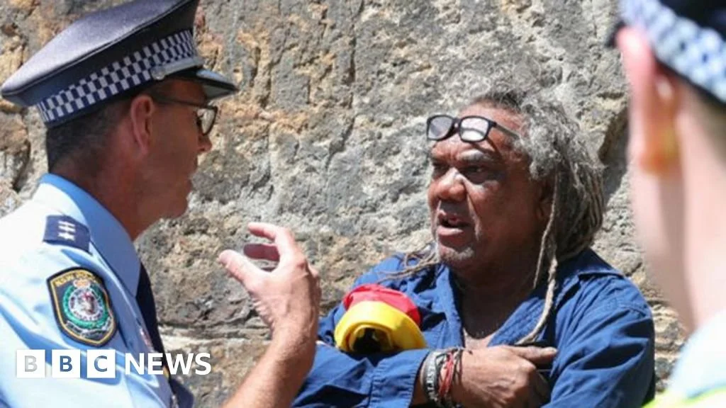 You are currently viewing Aboriginal protester arrested during King’s Sydney tour