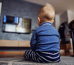 Excessive Screen Time in Toddlers Linked to Autism Diagnosis in Early Adolescence