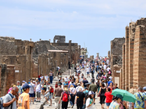 Read more about the article Pompeii Introduces New Limits on Daily Visitors to Protect the Ancient City From Overtourism