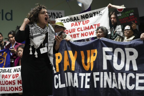 You are currently viewing Here’s what to know about the new funding deal that countries agreed to at UN climate talks