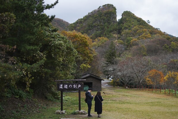 You are currently viewing Japan holds Sado mines memorial despite South Korean boycott amid lingering historical tensions