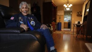 Read more about the article Bob Fernandez, 100-year-old Pearl Harbor survivor, dies peacefully at home 83 years after bombing