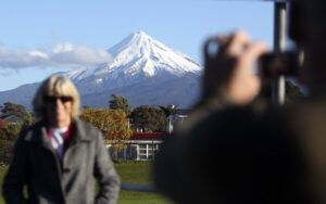 Read more about the article A New Zealand mountain is granted personhood, recognizing it as sacred for Māori