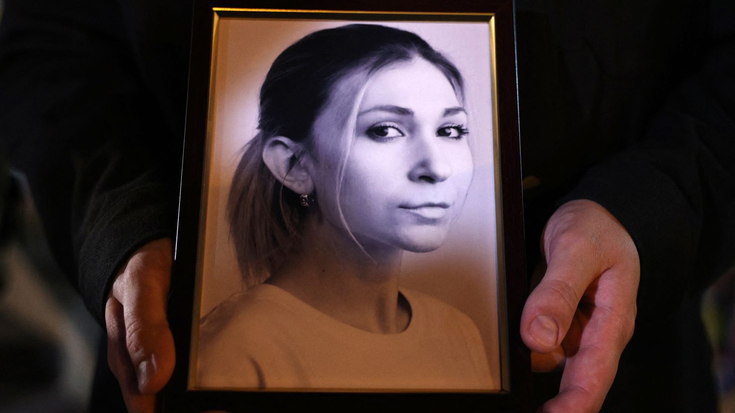 You are currently viewing Body of Ukrainian journalist who died in Russian detention returned by Moscow with signs of torture