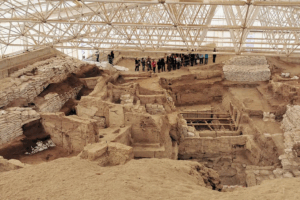 Read more about the article Ancient DNA Reveals That Men Moved in With Their Brides’ Families in This Neolithic Settlement