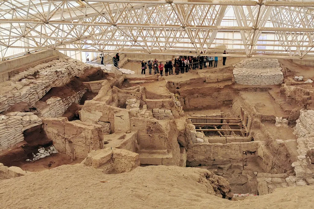 You are currently viewing Ancient DNA Reveals That Men Moved in With Their Brides’ Families in This Neolithic Settlement