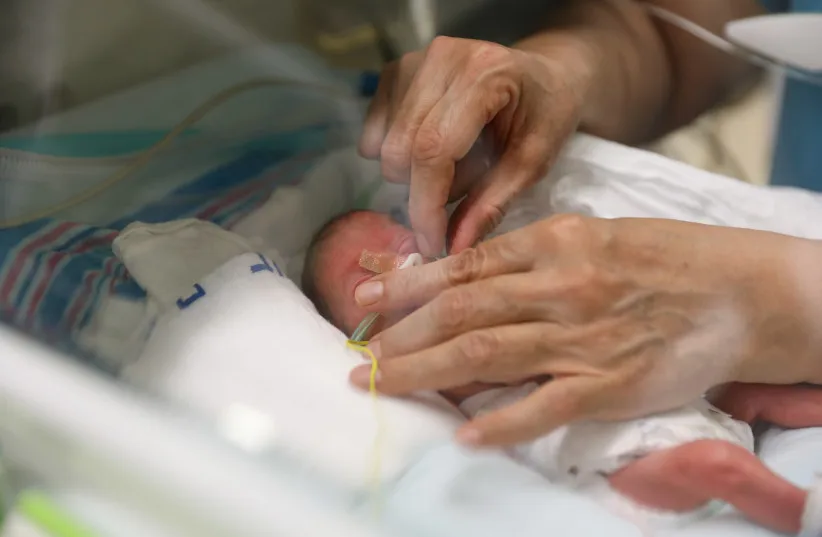 You are currently viewing How stress affects pregnancy: Israeli study finds war may lead to obstetric complications