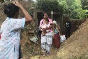 Read more about the article Thai and Cambodian forces clash as escalating border dispute leaves at least 11 dead