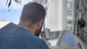 Read more about the article Israeli-Druze doctor meets long-lost Syrian relatives evacuated from Sweida