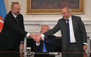 Read more about the article Azerbaijan and Armenia sign peace agreement at White House