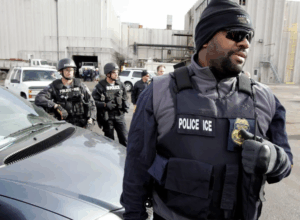 Read more about the article Democrats press for ICE officers to be ‘visibly and clearly’ identified during arrests