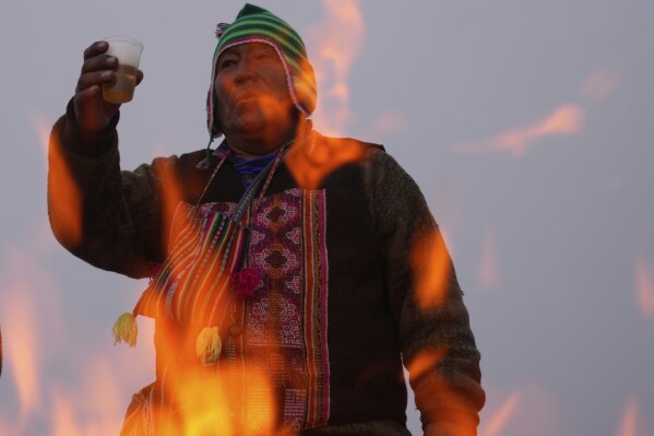 You are currently viewing Burnt offerings, whispering to mountains: Inside Bolivians’ rituals for Mother Earth