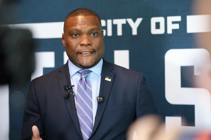 You are currently viewing Tulsa’s New Black Mayor Proposes $100M Trust To ‘Repair’ Impact Of 1921 Race Massacre