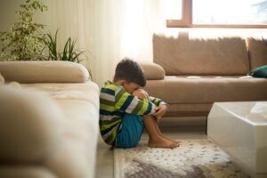 Read more about the article Childhood verbal and physical abuse leave similar impacts, study shows