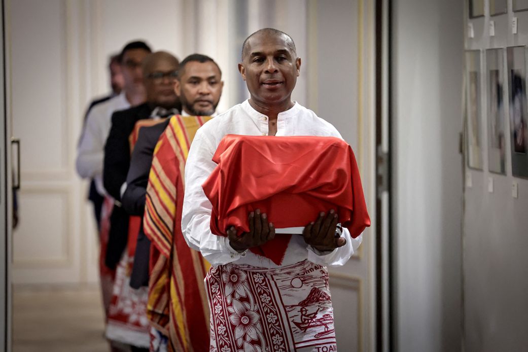 You are currently viewing France returns skull of king beheaded during colonial era to Madagascar