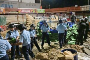 Read more about the article Thousands evacuated in Hong Kong after discovery of large WWII-era bomb