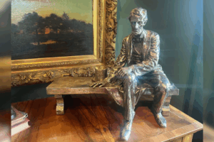 Read more about the article Thieves Steal and Destroy Solid Silver Statue of Abraham Lincoln Created by Mount Rushmore Sculptor Gutzon Borglum