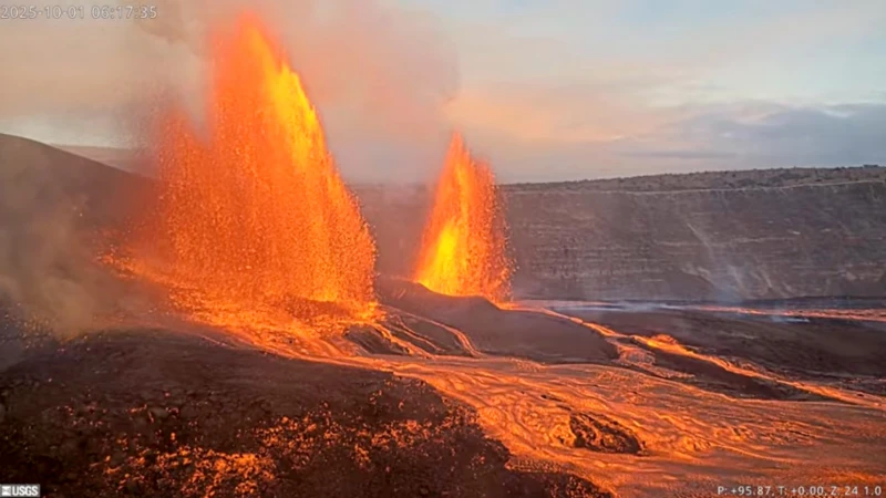 You are currently viewing Kilauea’s lava soared as high as a skyscraper during a 6-hour eruption. Here’s what to know