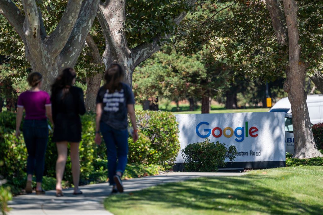 You are currently viewing ‘Their history is just erased’: Google drops a key program for boosting women in tech