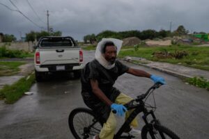 Read more about the article Hurricane Melissa bears down on Jamaica and threatens to be the island’s strongest recorded storm