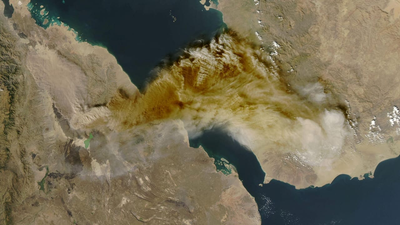 You are currently viewing Volcano erupts in Ethiopia for first time in recorded history, forces several flights cancellations