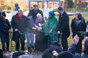 Read more about the article Unveiling of the “Flower of Srebrenica” at United Nations Headquarters