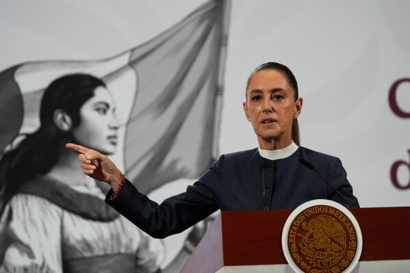 You are currently viewing Mexico President Sheinbaum presses charges after street groping incident