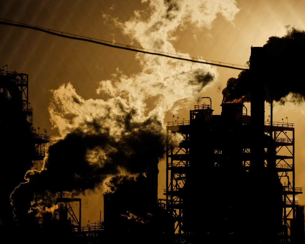 You are currently viewing World still on track for catastrophic 2.6C temperature rise, report finds