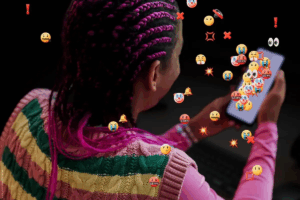Read more about the article Digital violence is intensifying, yet nearly half of the world’s women and girls lack legal protection from digital abuse