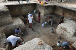 Read more about the article Archaeologists Say They’ve Found a 3,000-Year-Old Map of the Cosmos at an Ancient Maya Site in Mexico
