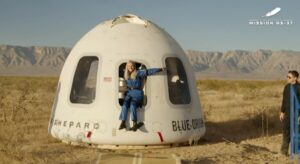 Read more about the article Paraplegic engineer becomes the first wheelchair user to blast into space