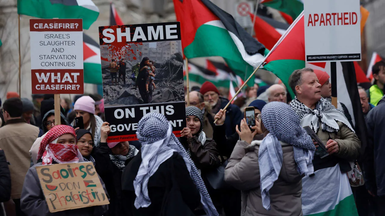 You are currently viewing Spread of online antisemitic conspiracies is based on Holocaust denial tactics, research shows