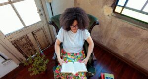 Read more about the article This Easy-to-Read Nonfiction Book Demystifies the Psychology of Racial Bias
