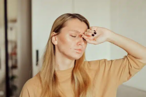 Read more about the article Side Effects Of Not Drinking Enough Water