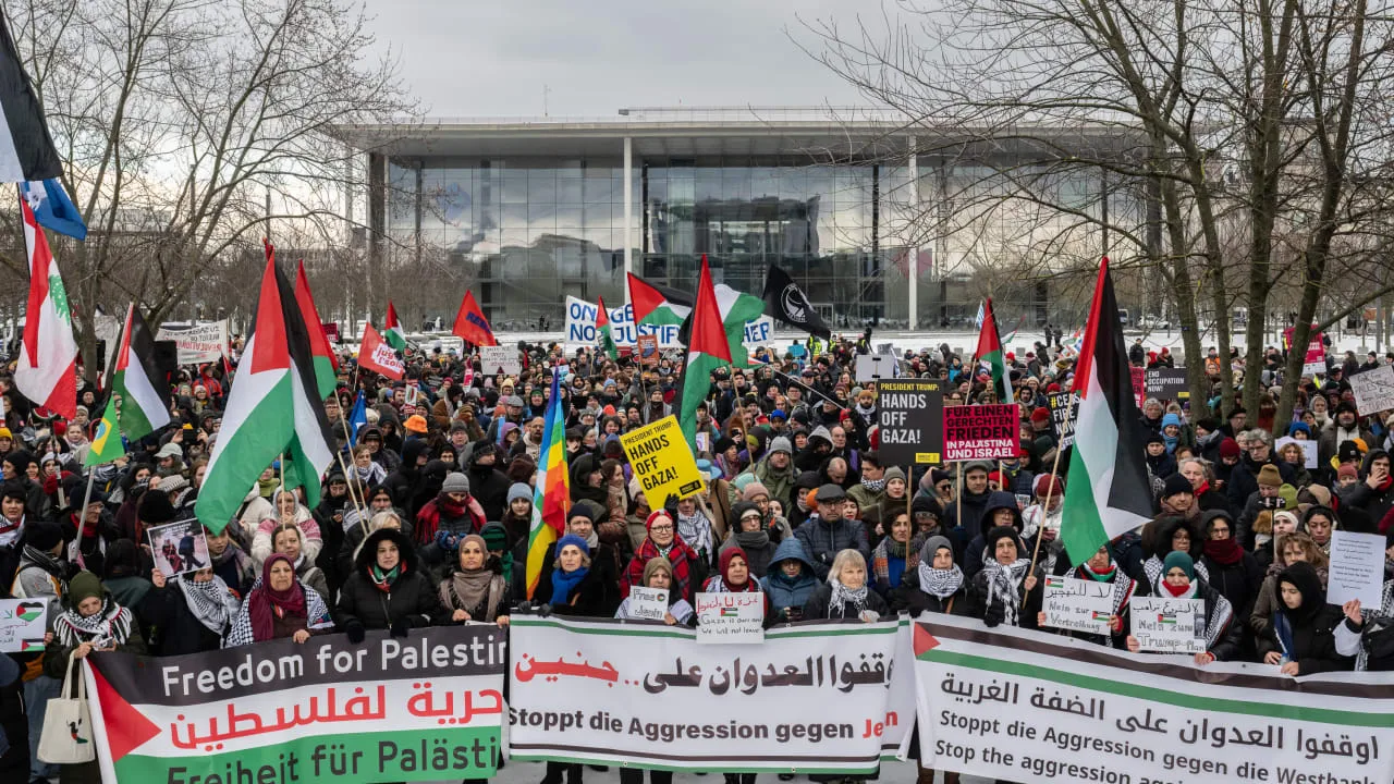 You are currently viewing Almost half of young Muslims in Germany hold Islamist attitudes, study finds
